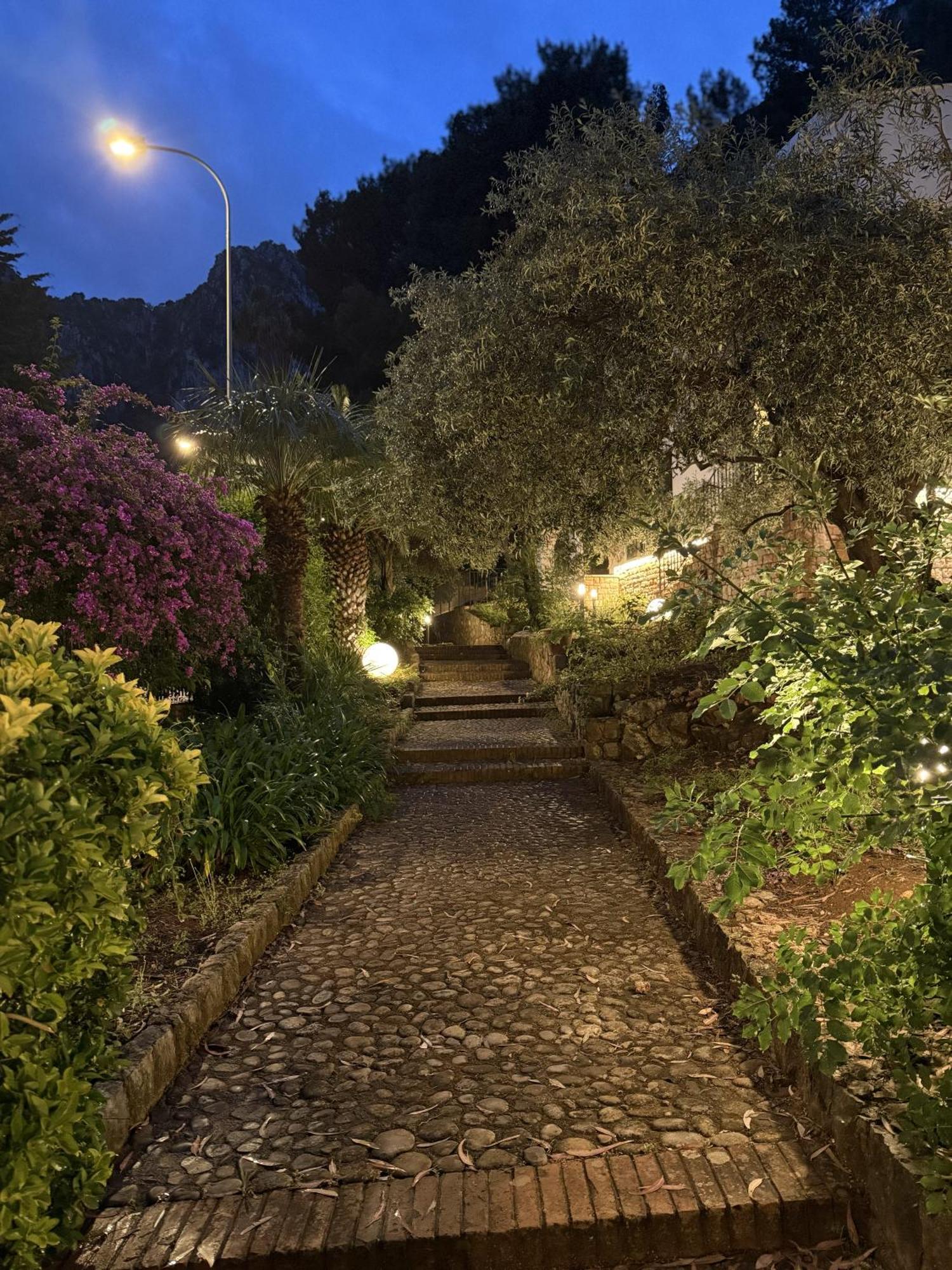 Villa Rubino Mondello - By Rentalbeb Italy Palermo Exteriér fotografie